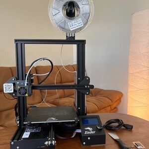 Ender3 3D Printer (+ 1 silver PLA filament, micro SD card, micro SD USB adaptor)